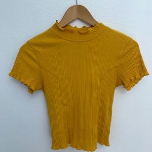 Yellow Ruffled Crop Top - wild fable, size XS